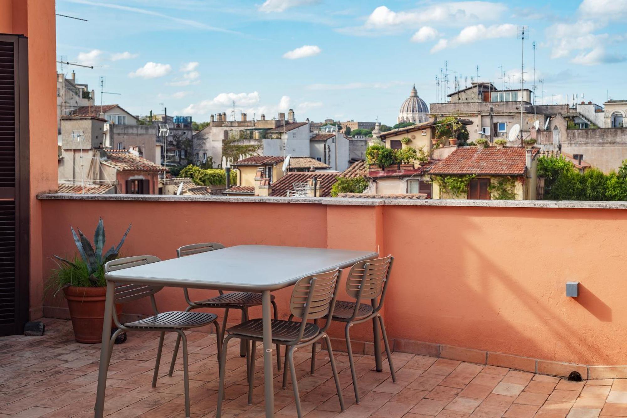 Apartment With Terrace In Via Del Pellegrino - Fromhometorome Exterior photo